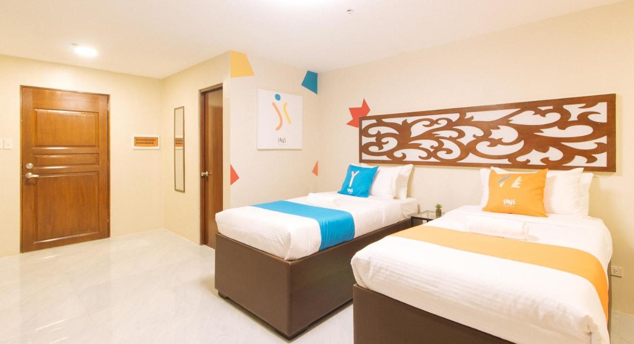Sans Hotel at Algers Suites Marikina Eksteriør billede