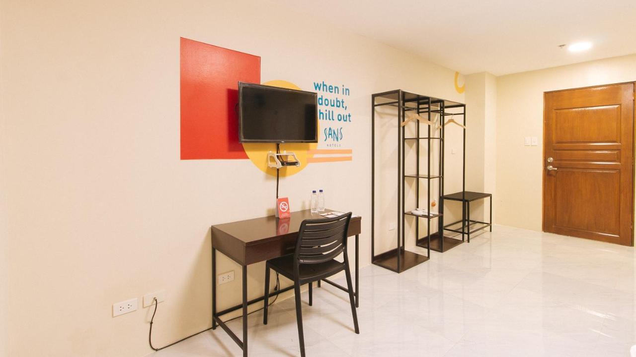 Sans Hotel at Algers Suites Marikina Eksteriør billede