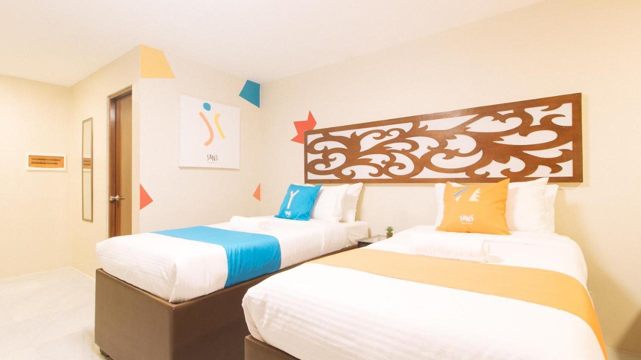Sans Hotel at Algers Suites Marikina Eksteriør billede