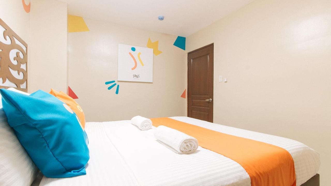Sans Hotel at Algers Suites Marikina Eksteriør billede