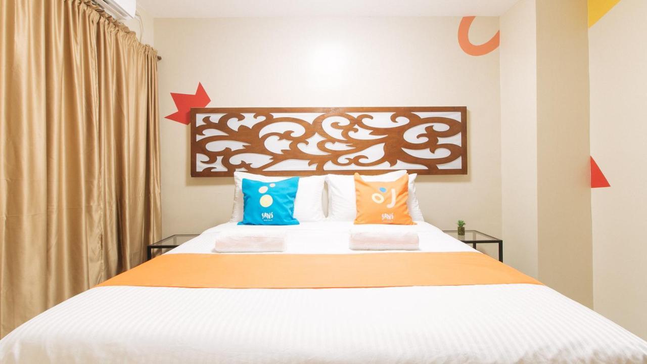 Sans Hotel at Algers Suites Marikina Eksteriør billede